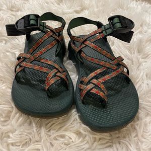 Green and Coral Women’s Chaco Sandals - Size 7